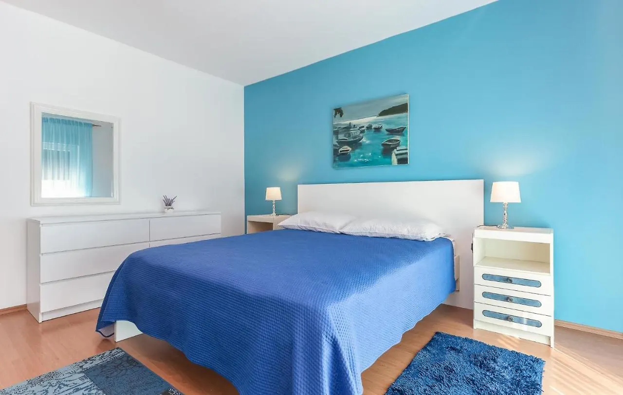 Suzana Apartment Porec